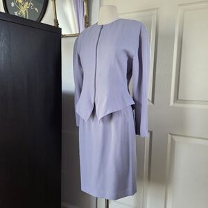 Vintage light purple skirt suit full zip jacket Pointed V Hem Size 4